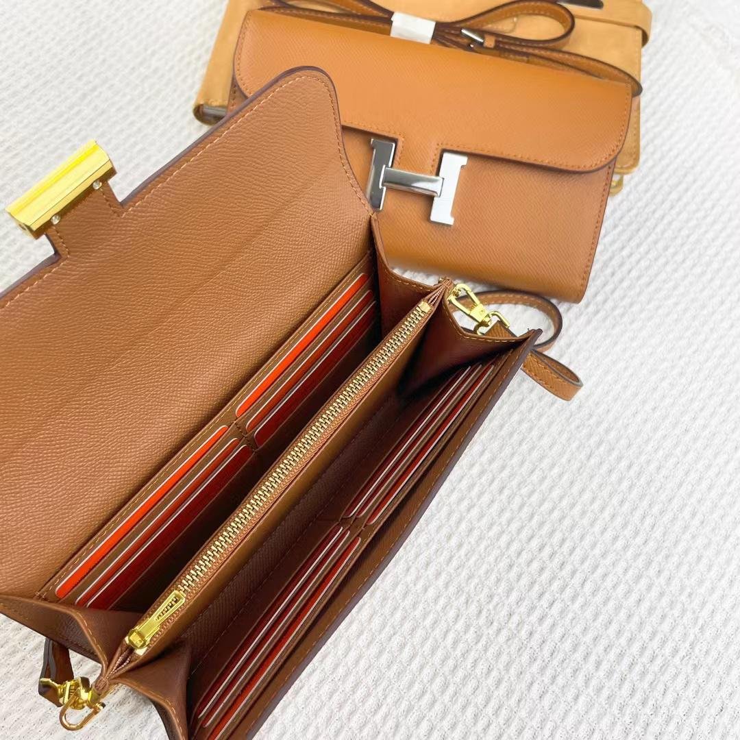 H**me5 Constance Wallet To Go Gold Epsom Silver Hardware 21Cm